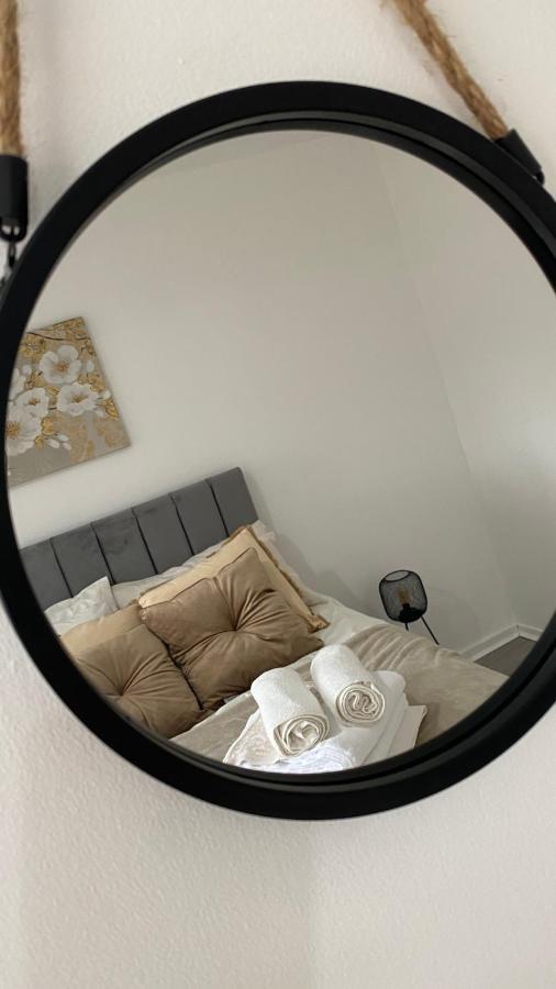 Bv Luxury Spacious 3 Bedroom House At Isaac Close Manchester Exteriör bild
