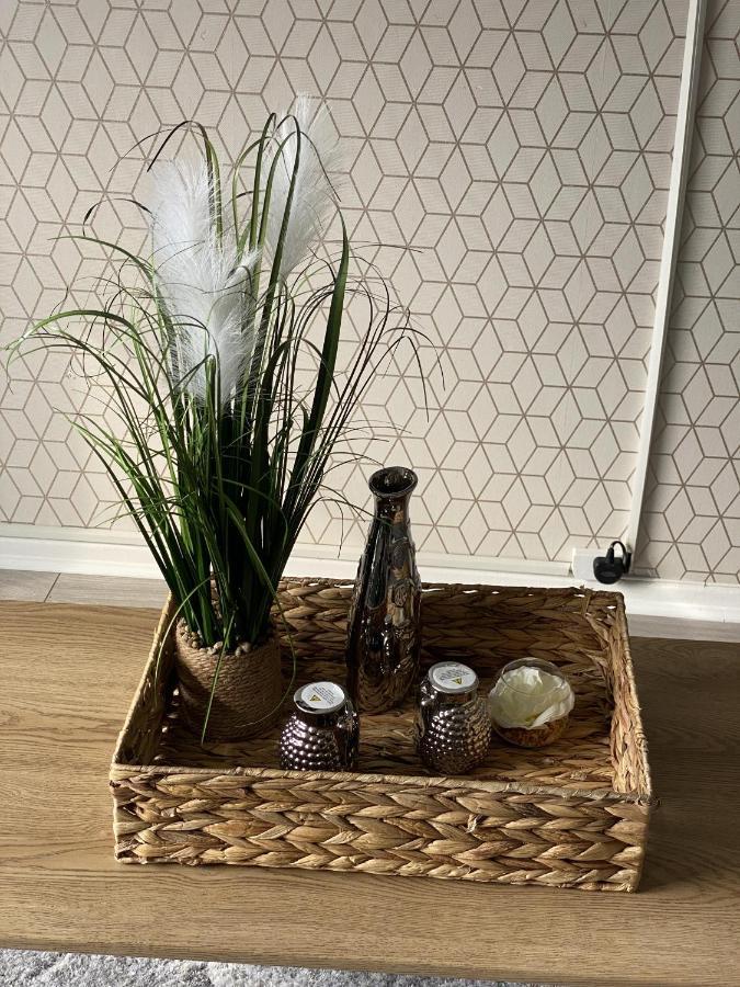 Bv Luxury Spacious 3 Bedroom House At Isaac Close Manchester Exteriör bild